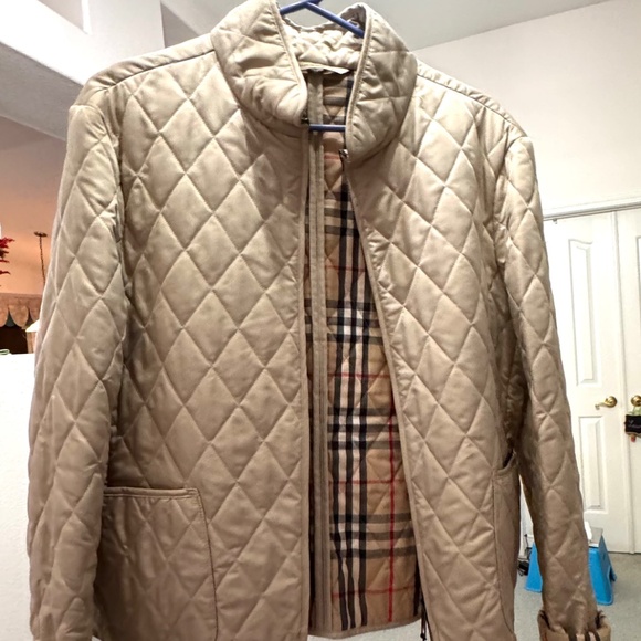 Burberry Quilted Jacket - Picture 6 of 6